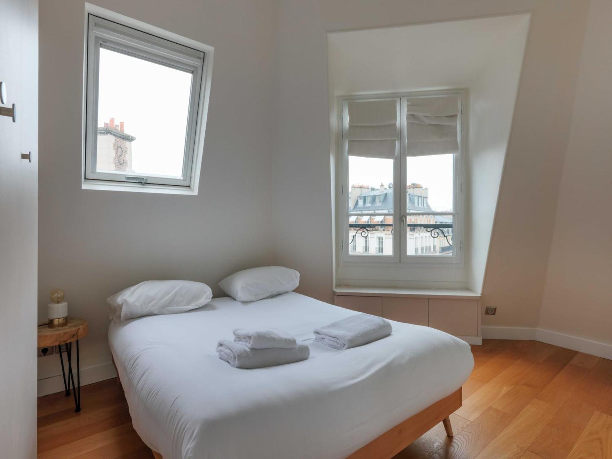 Bright - 1 Bdr 2 P - Etoile Trocadero