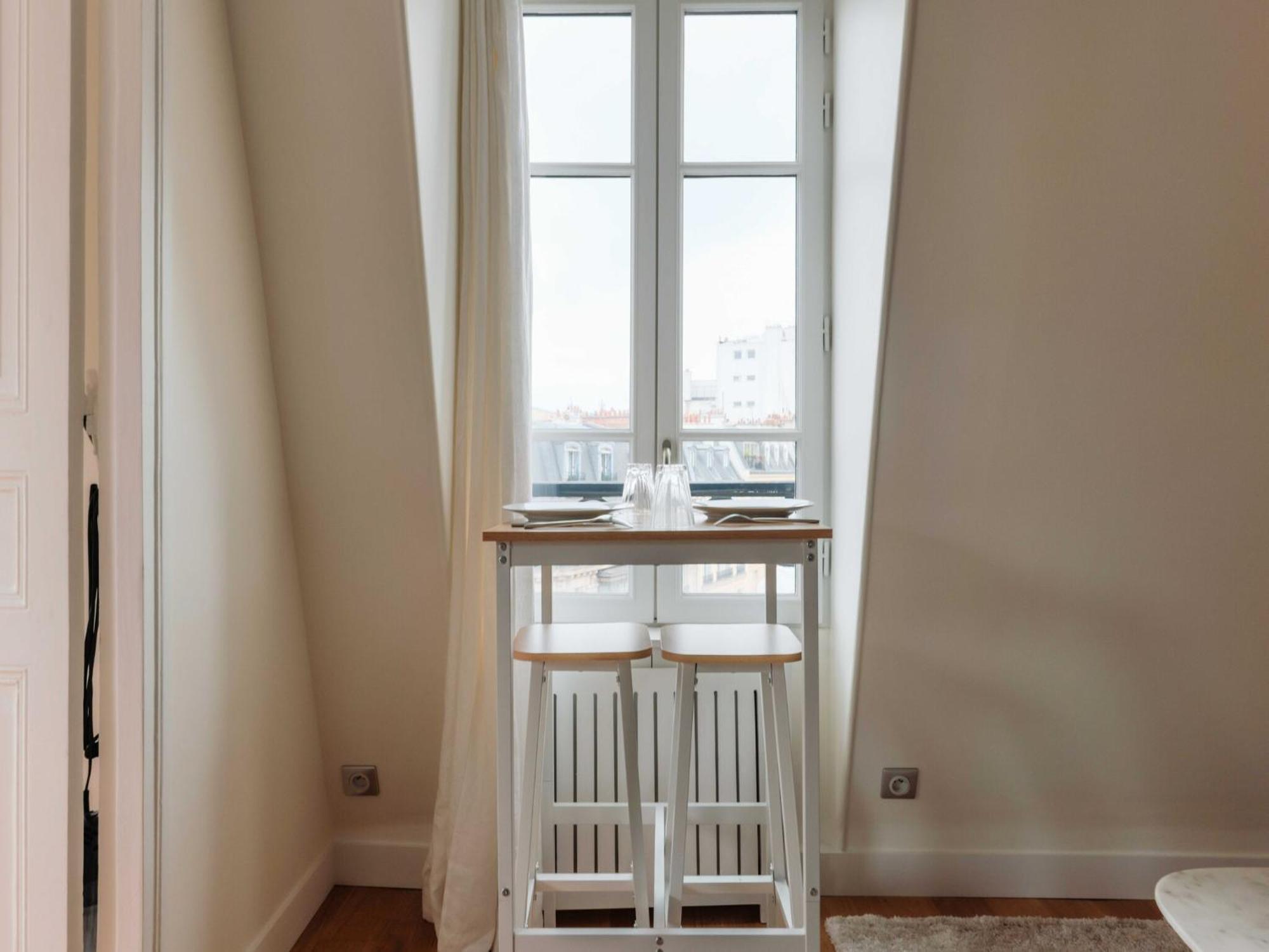 Appartement Bright - 1 Bdr 2 P - Etoile Trocadero Parijs